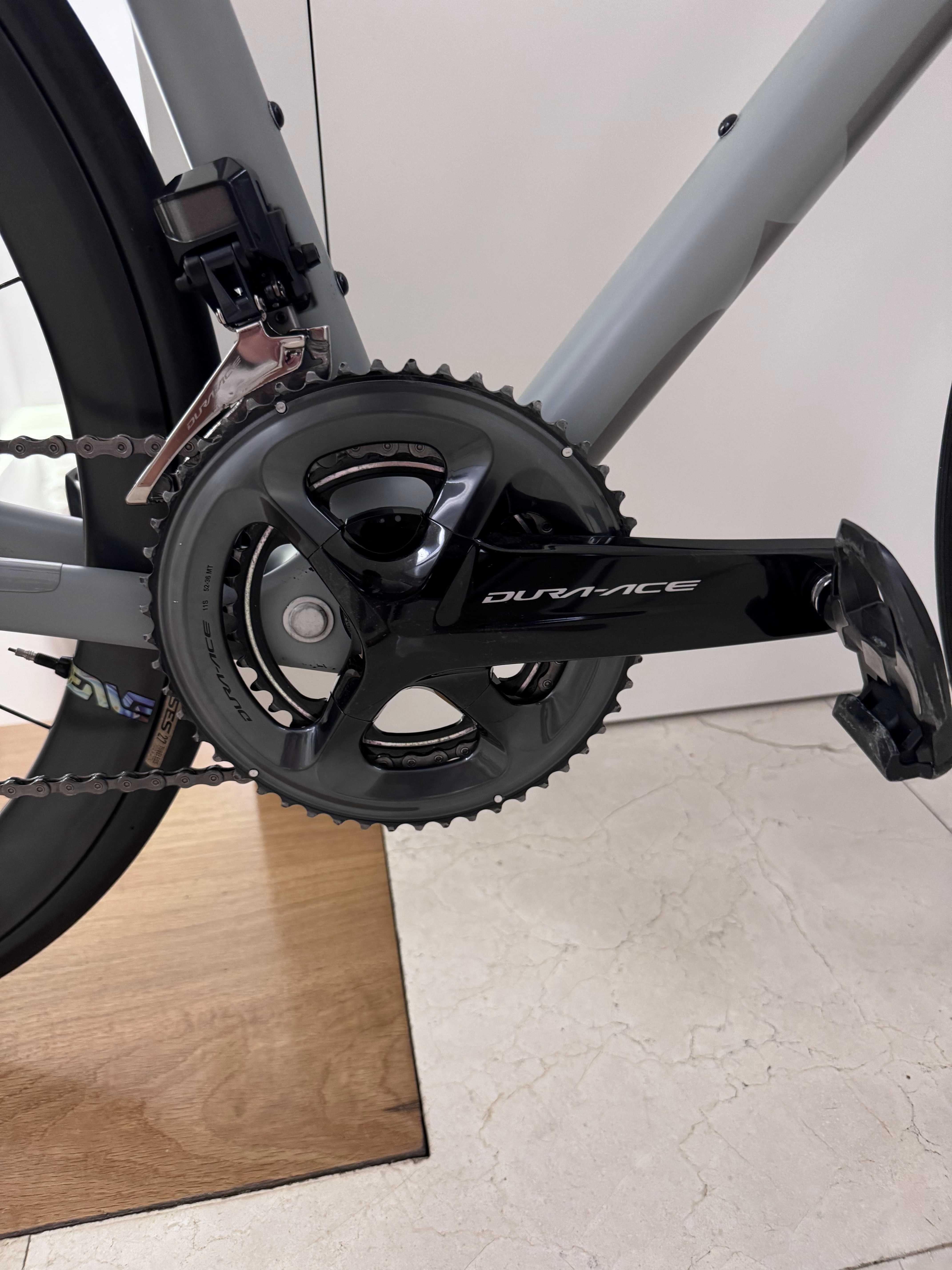 Bicicleta Parlee ALTUM DISC LE Personalizada / Venda por componentes
