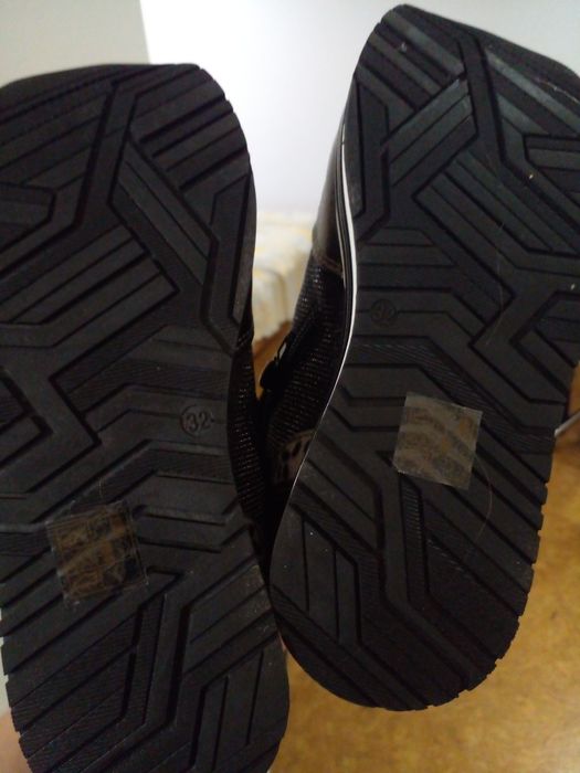 Дитячі дівчачі кросівки підійдуть на осінь і на весну