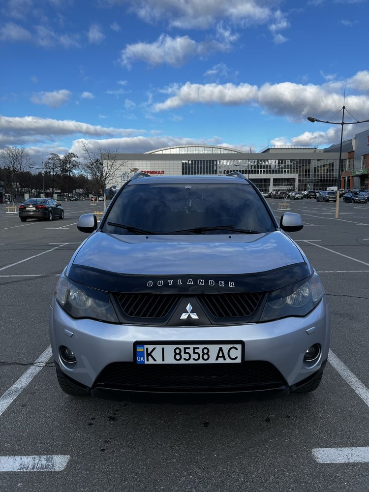 Mitsubishi Outlender xl 3.0