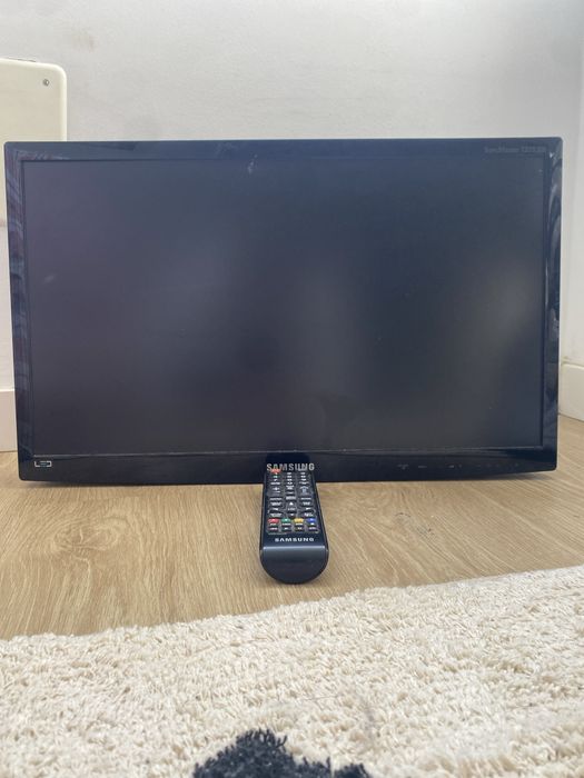 Samsung T22B300EW – Monitor / TV Full HD 22” (com comando)