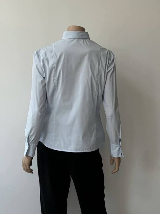 Massimo Dutti koszula damska L/XL
rozmiar XL 
kolor:błękitny 
Stan:bar