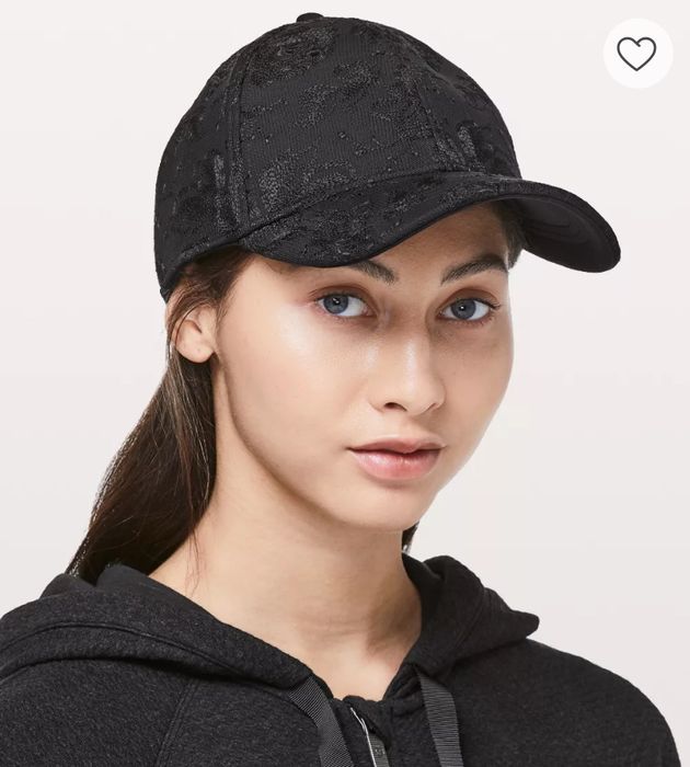 Кепка жіноча Lululemon