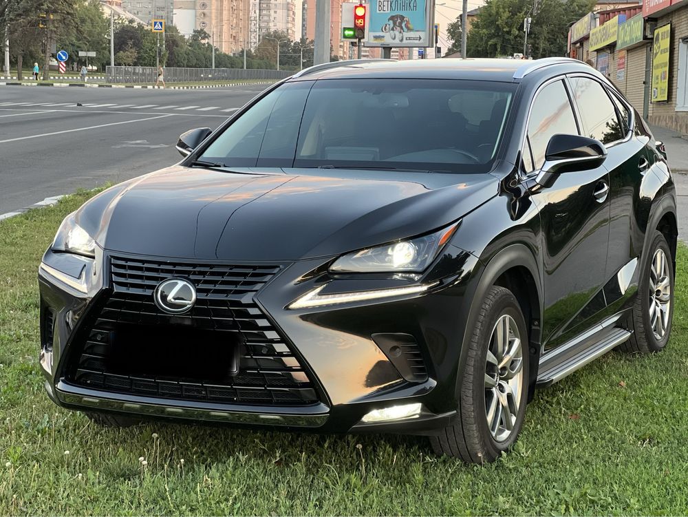 Продам Lexus NX 200 2018 рік Офіційне авто