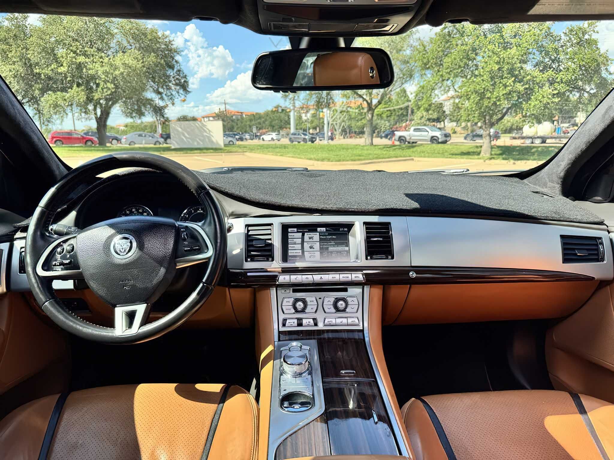 2013 Jaguar XF XF 2.0L I4T