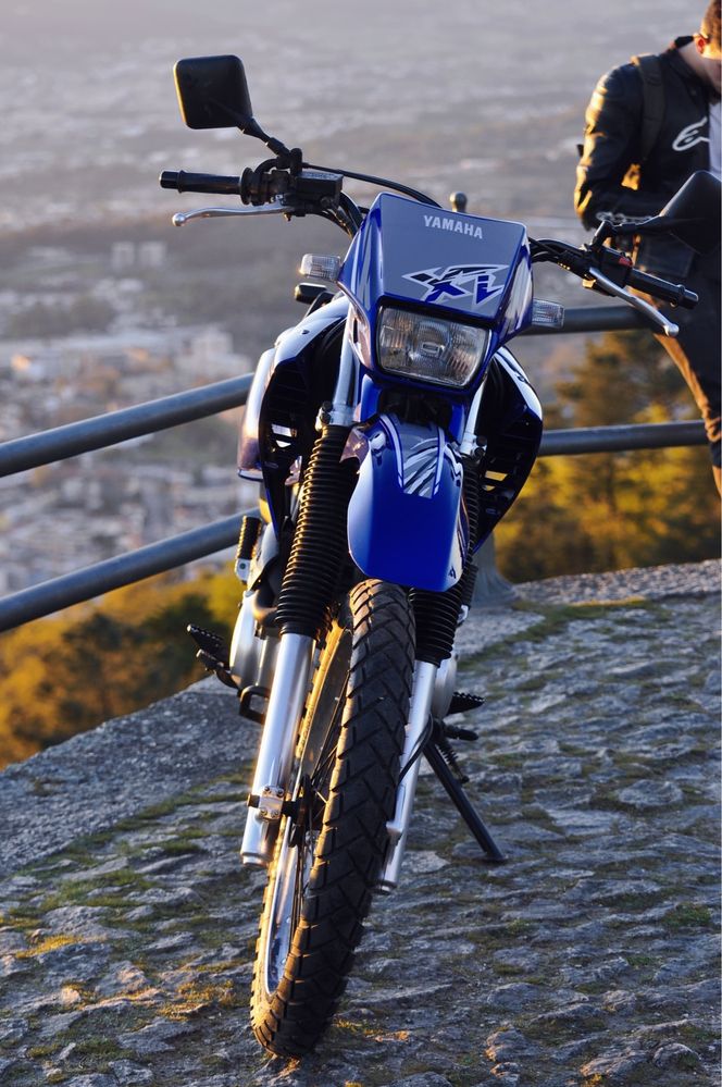 1999 YAMAHA  Xt600E