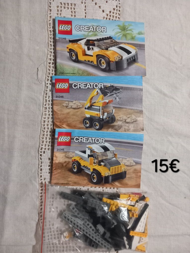 Vários cojuntos de Lego