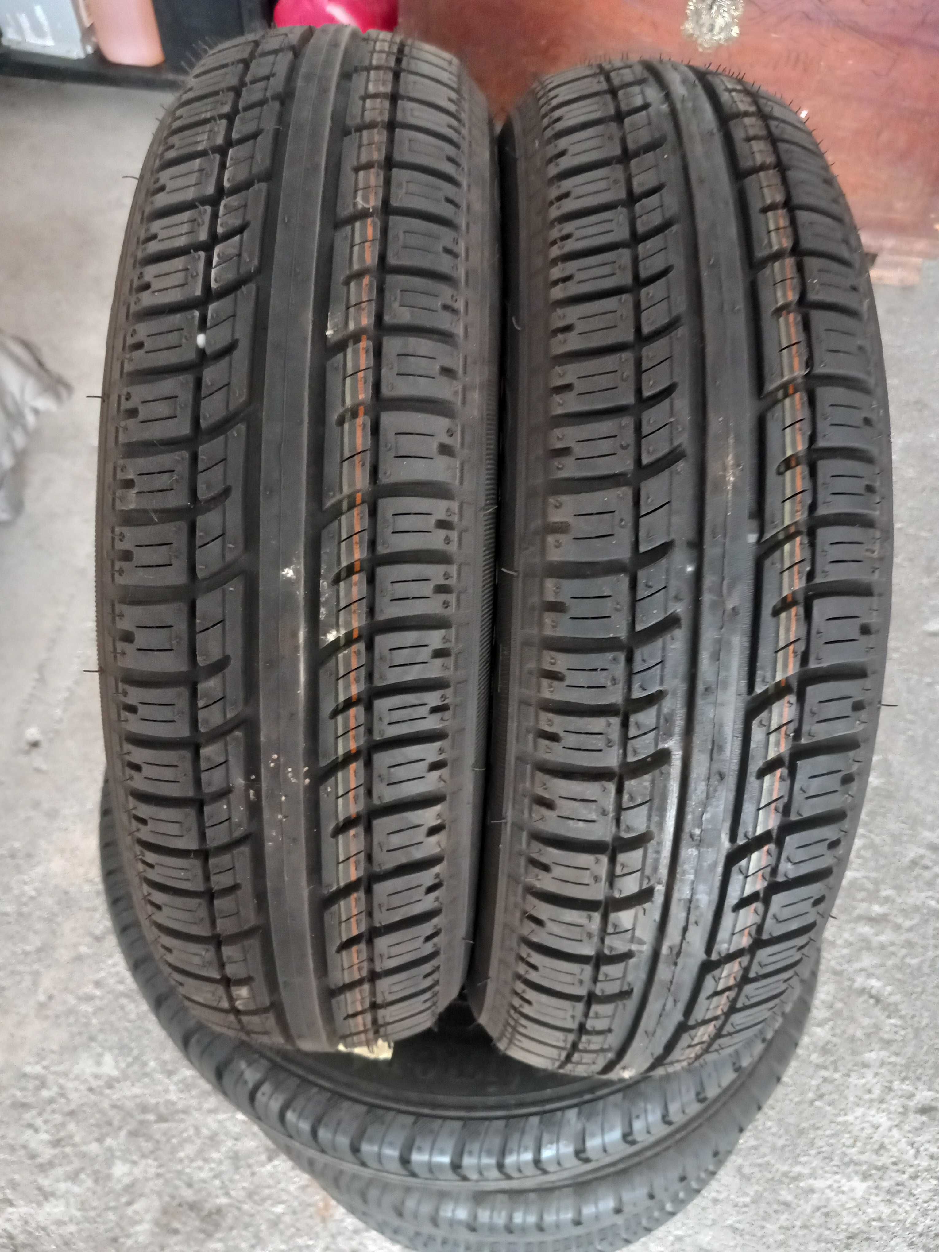 Pneus Novos 145/70R13