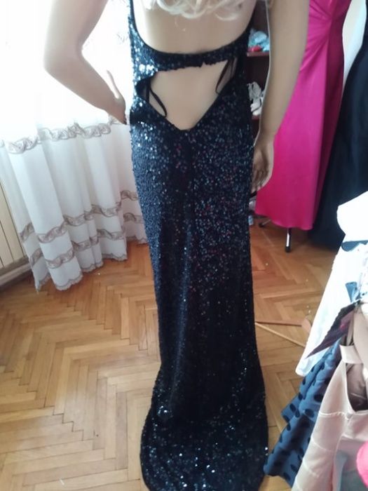 Sukienka długa w cekiny czarna rozmiar 38-40