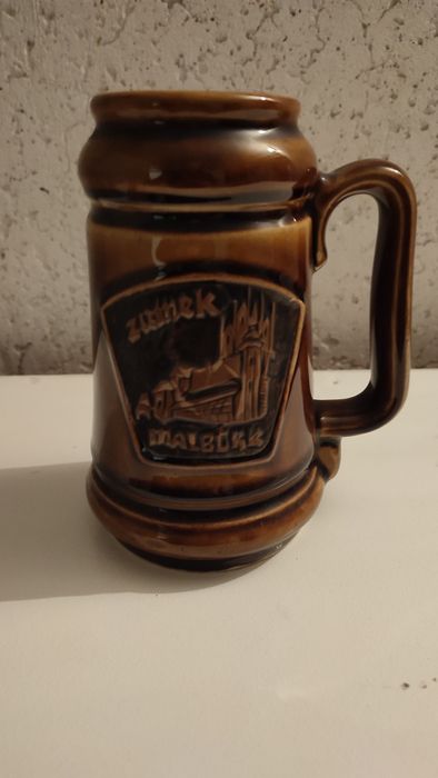 Kufel bardzo ladna robota Zamek Malbork