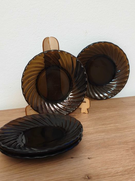 Spodki talerzyki szkło ciemny brąz PRL zestaw 4szt