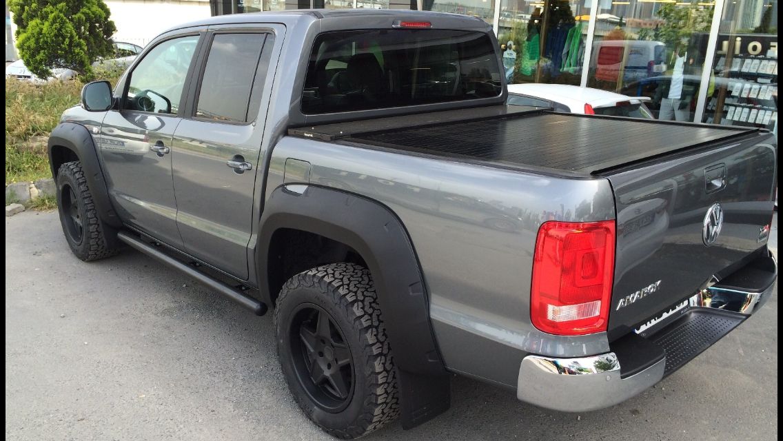 Nadkola poszerzenia nadkoli błotników VW Amarok