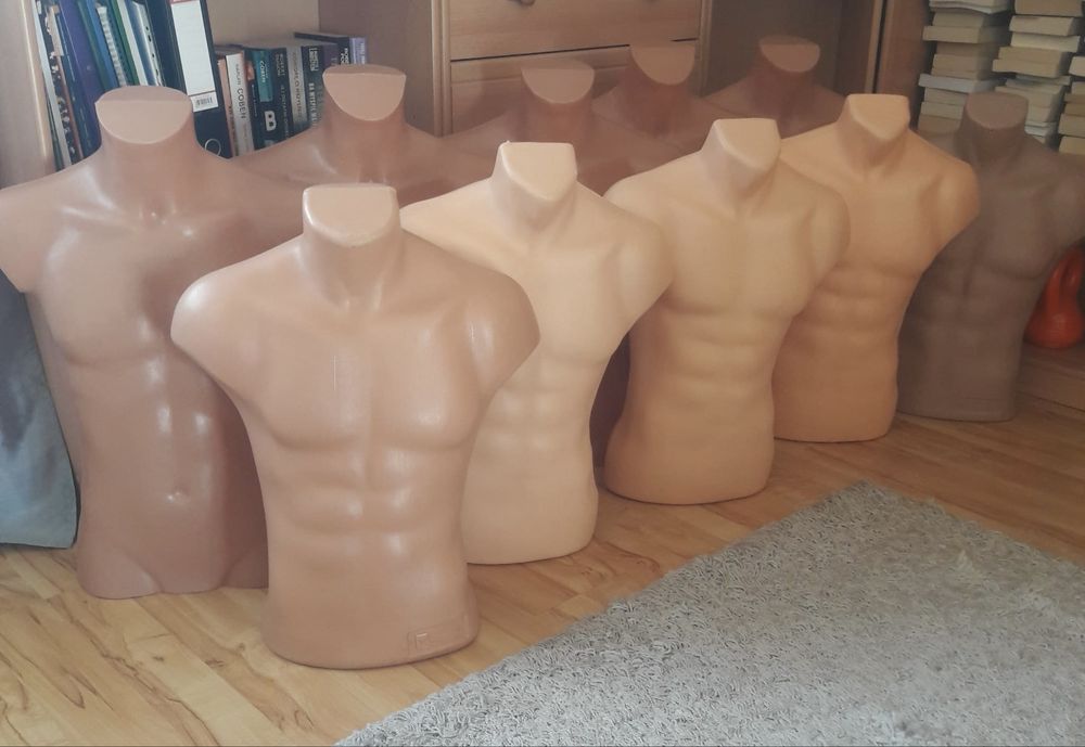 Manekin kobiecy, meski tors ekspozycja