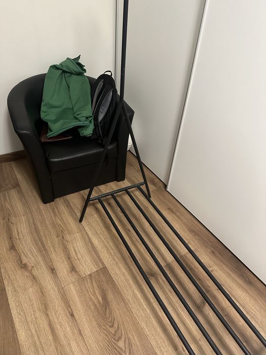 Wieszak na ubrania do 23 kg