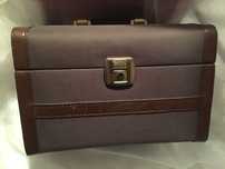 Necessaire castanho