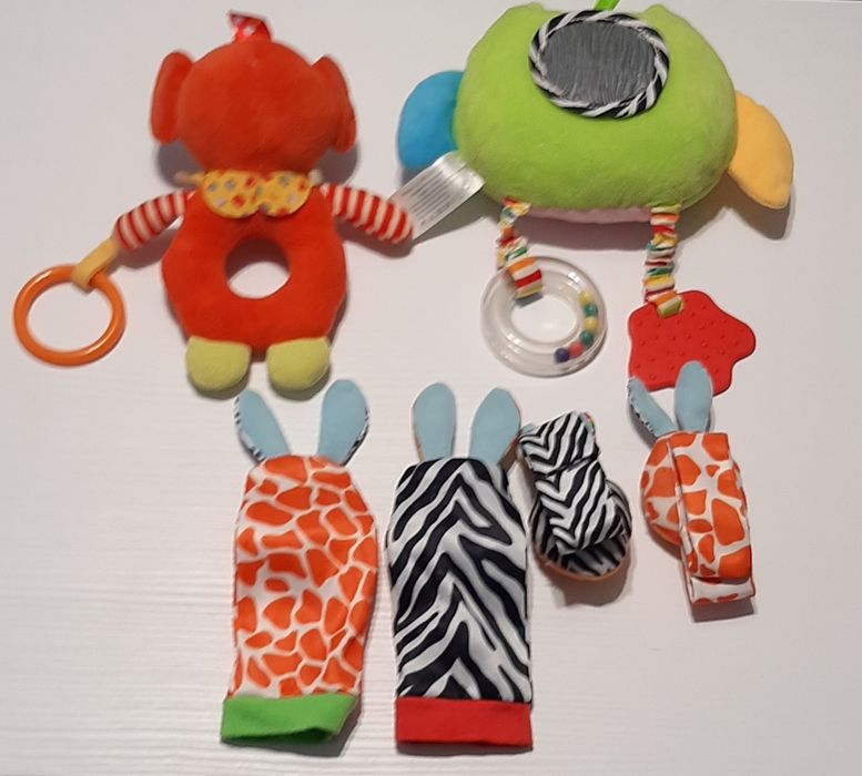 ТЕРМІНОВО.‼️Іграшки на вік 0-2 роки.Ціна за всі іграшки разом.