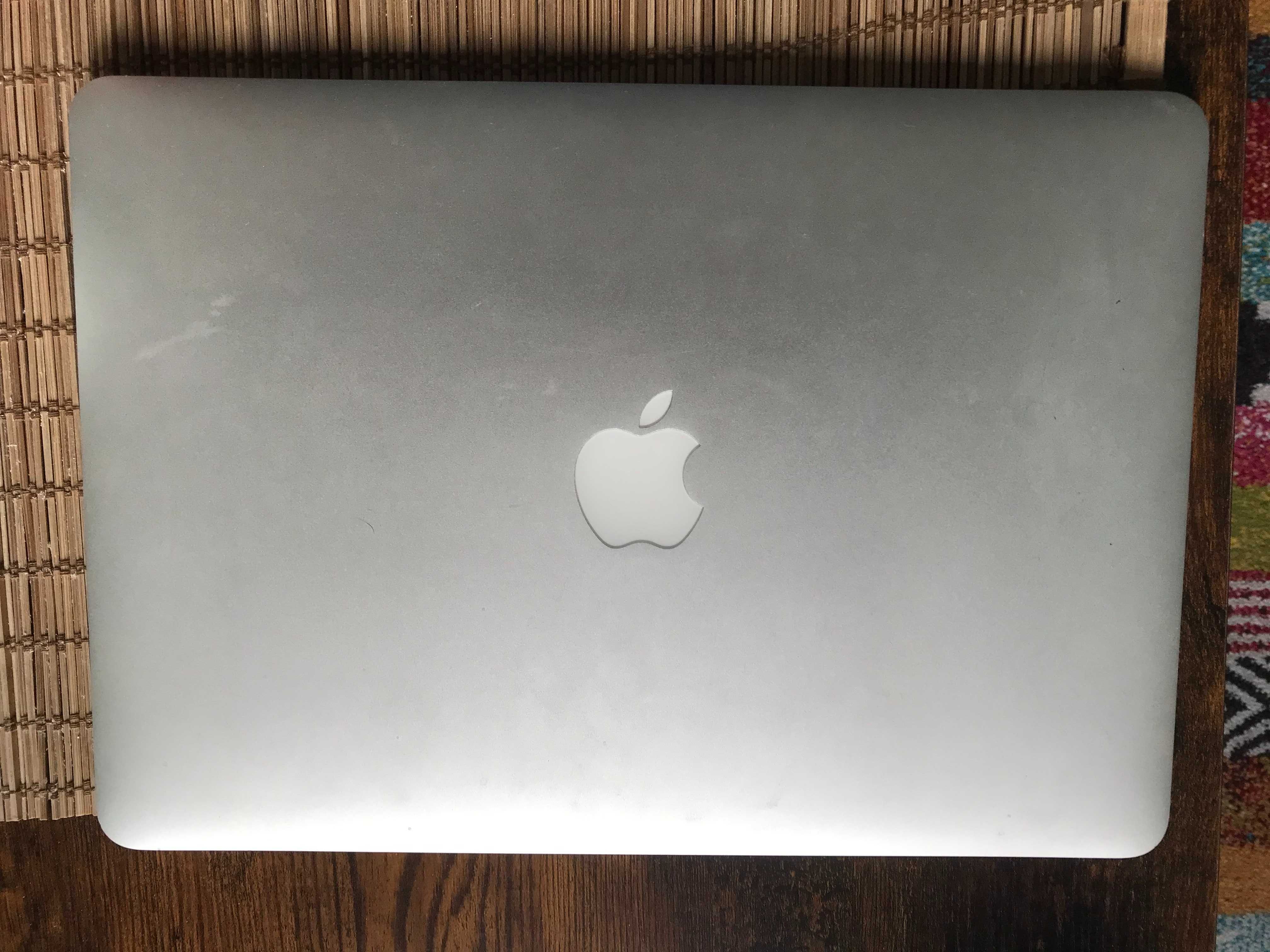 Macbook Air 100% sprawny 2012 rok