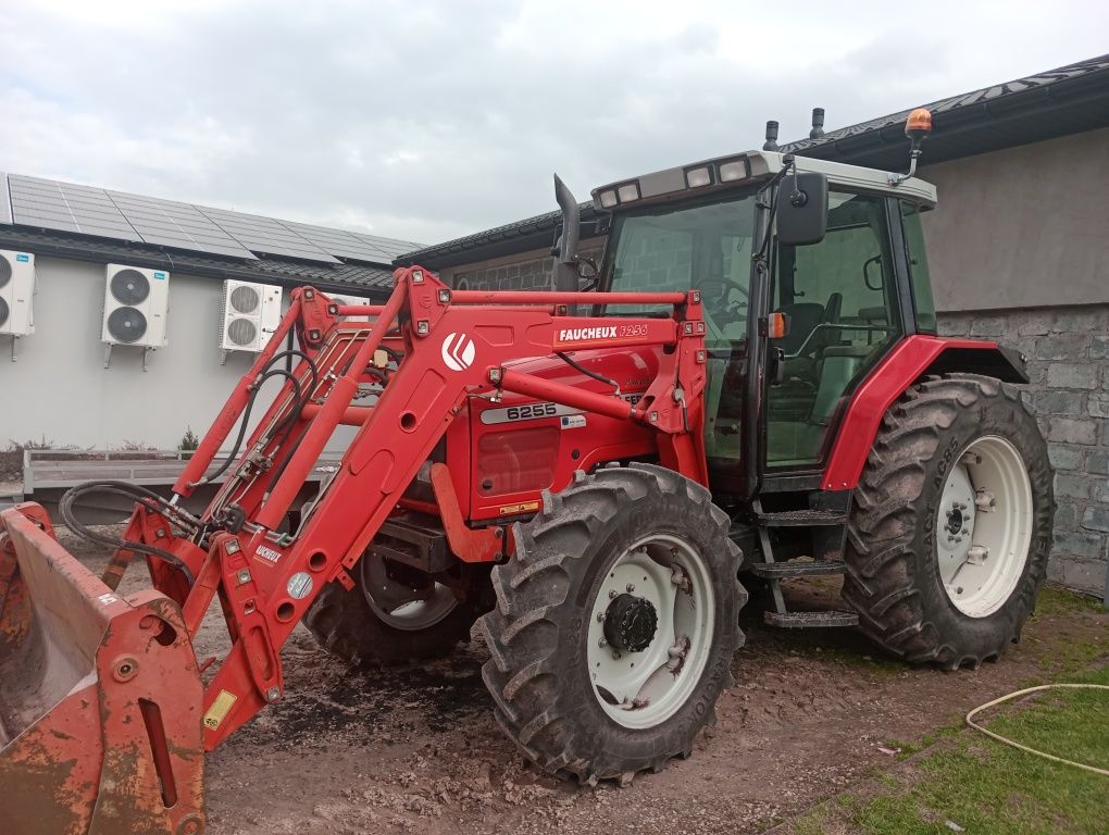 Massey Ferguson 6255