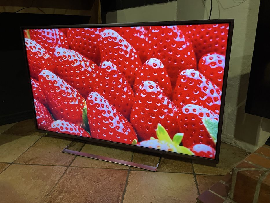 Телевізор Panasonic 47 Smart tv
