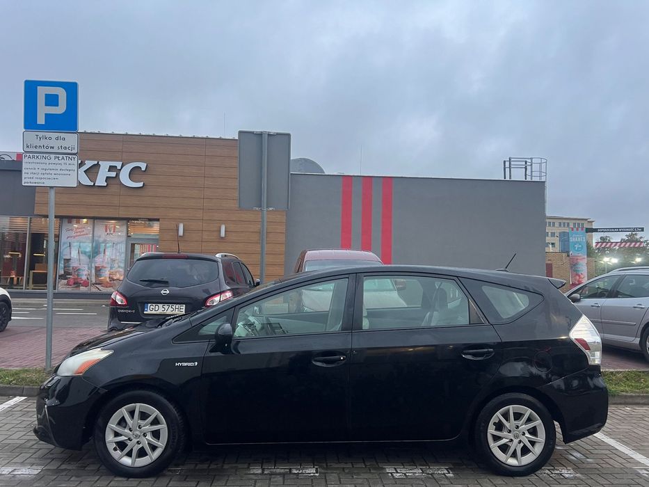 Toyota Prius+ +