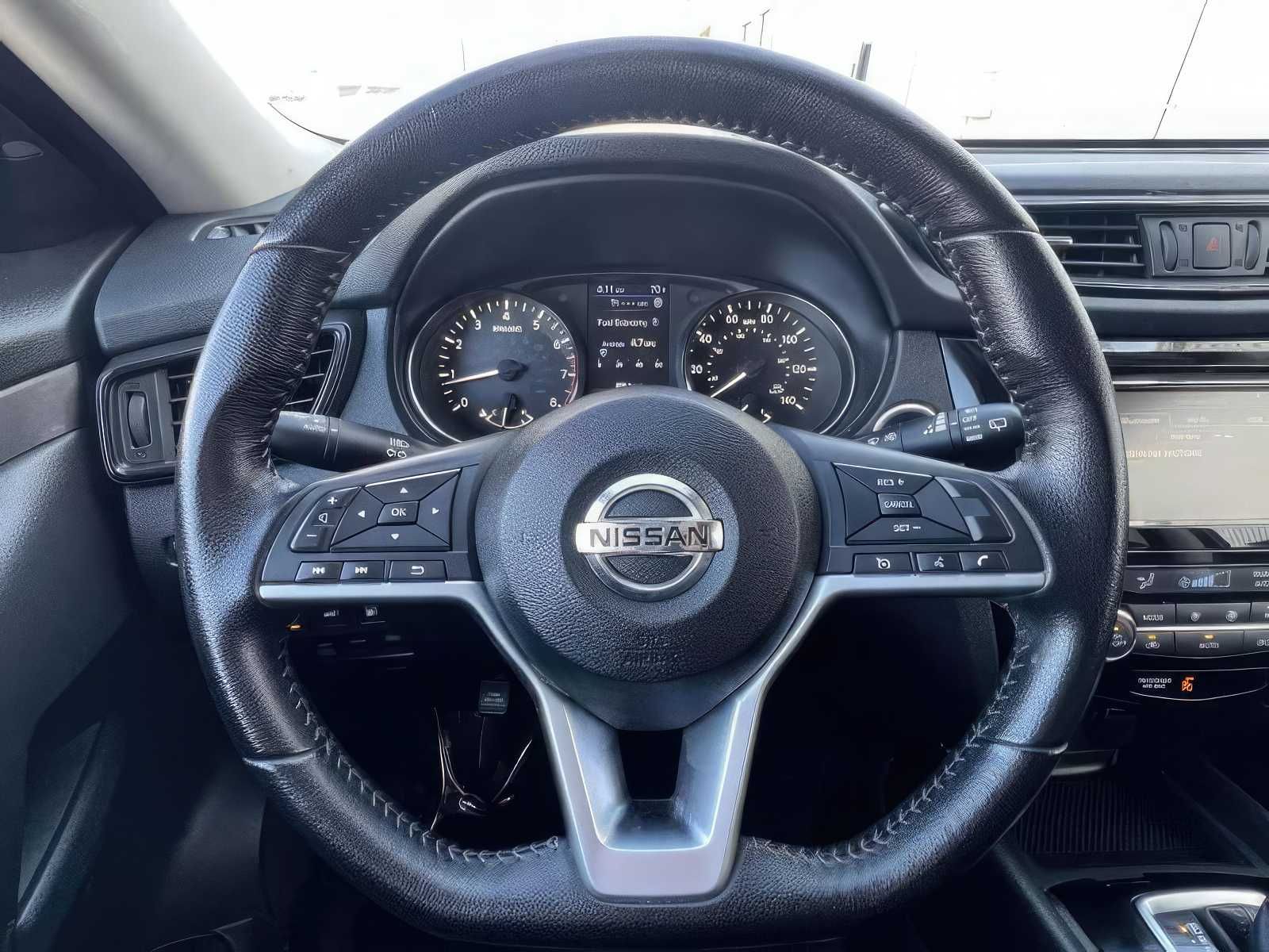 2020 Nissan Rogue SV Sport