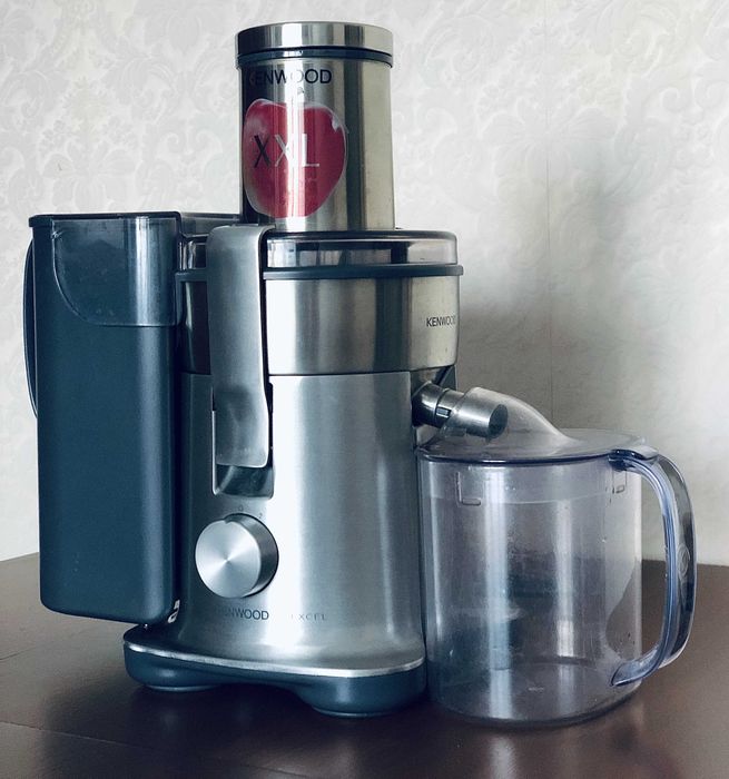 Соковижималка Kenwood JE 850