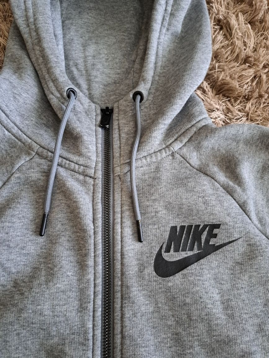 Bluza Nike rozm. S szara na suwak