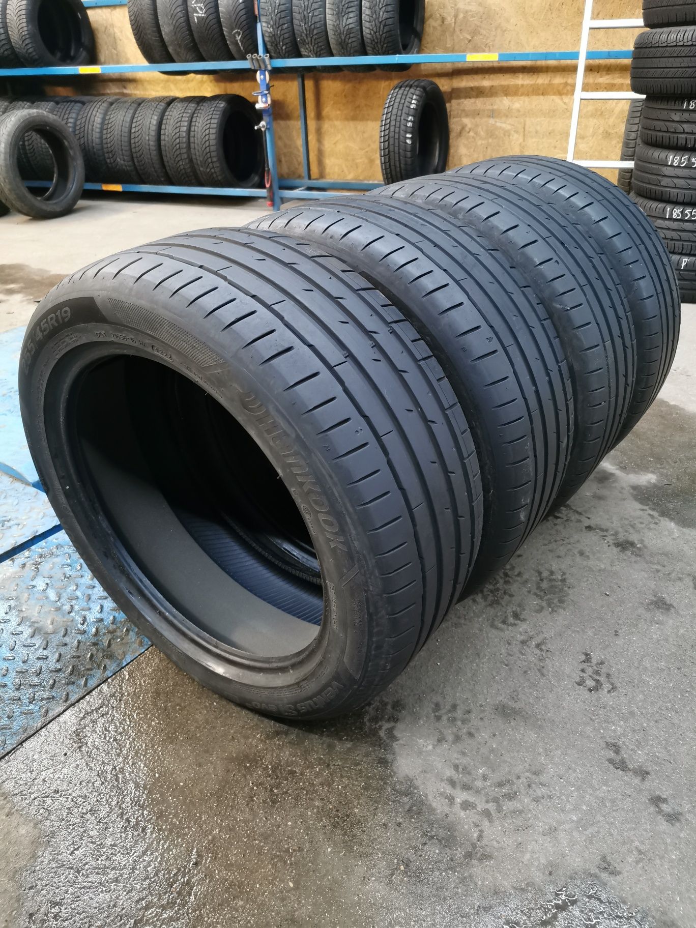 Komplet opon 255/45R19 104W Hankook Ventus S1 evo3 ev