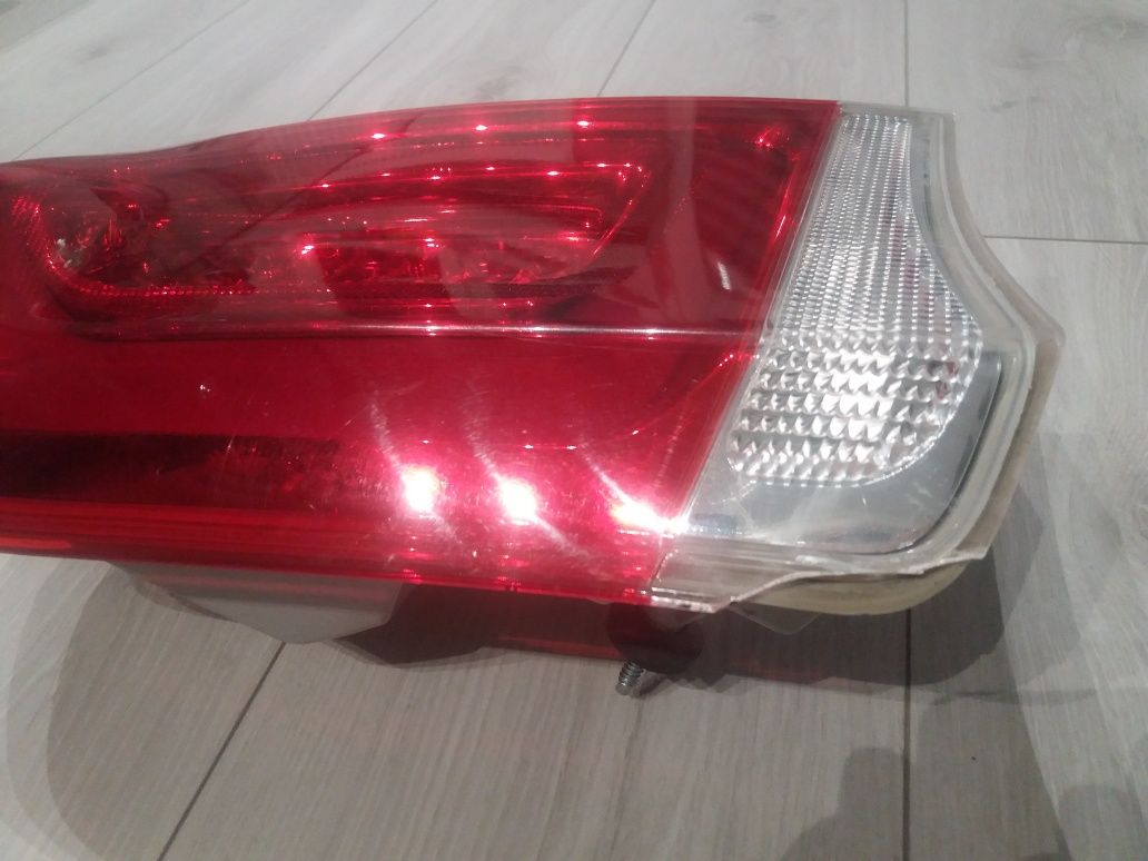 Lewa lampa tył Chrysler 300 C