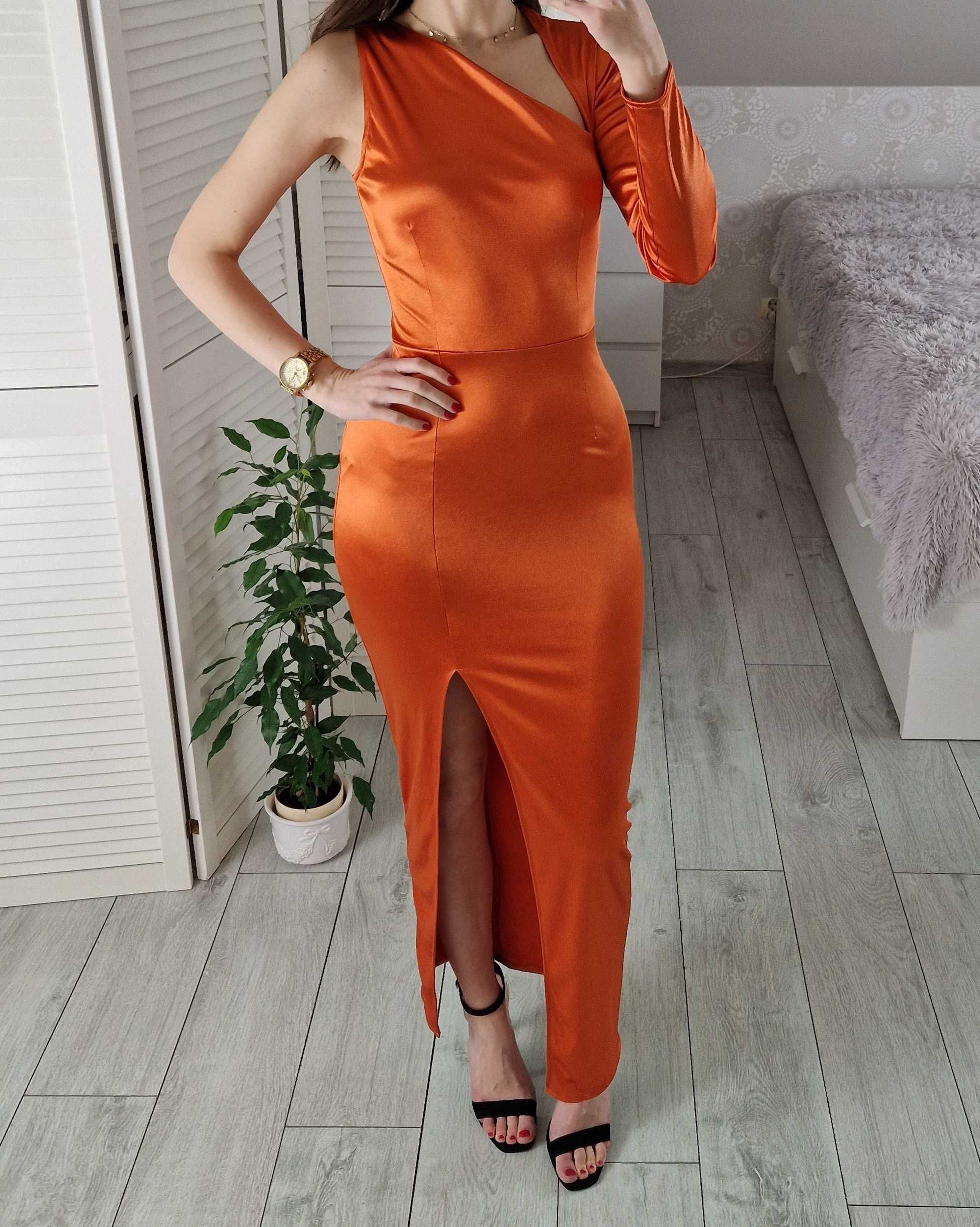 Scarlet Rocks pomarańczowa satynowa sukienka maxi na jedno ramię XS