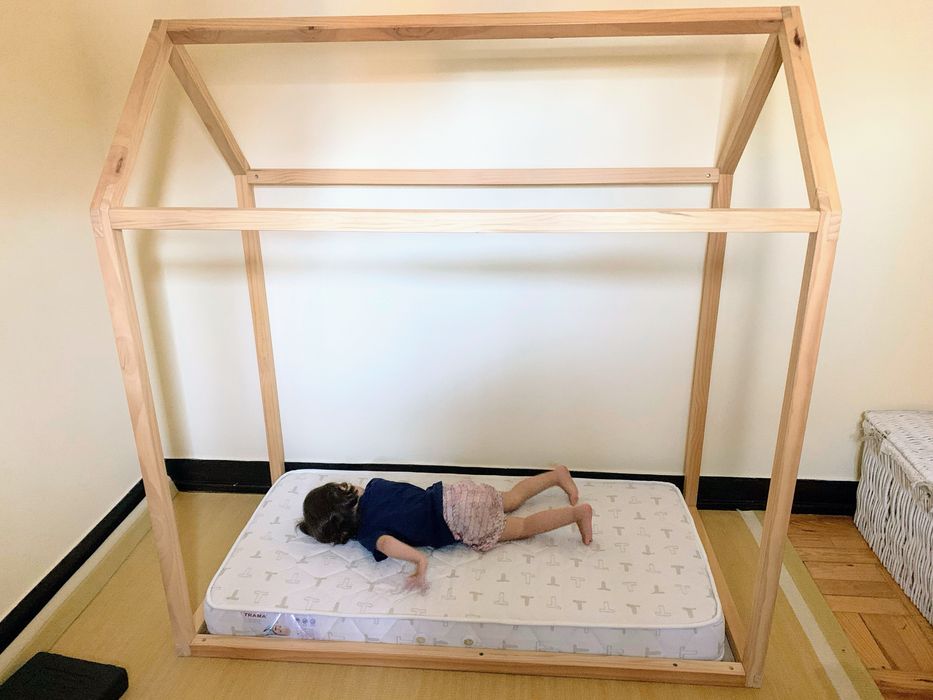 Cama casinha montessori Micuna