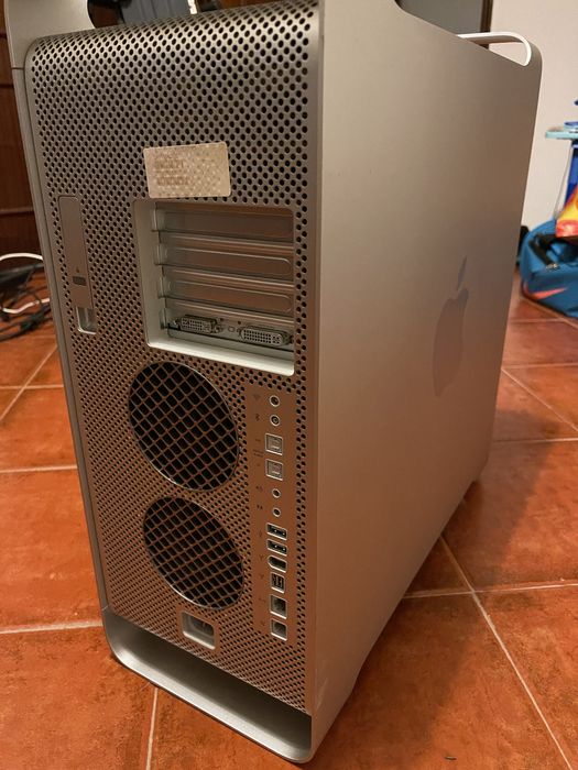 Power Mac G5 - case