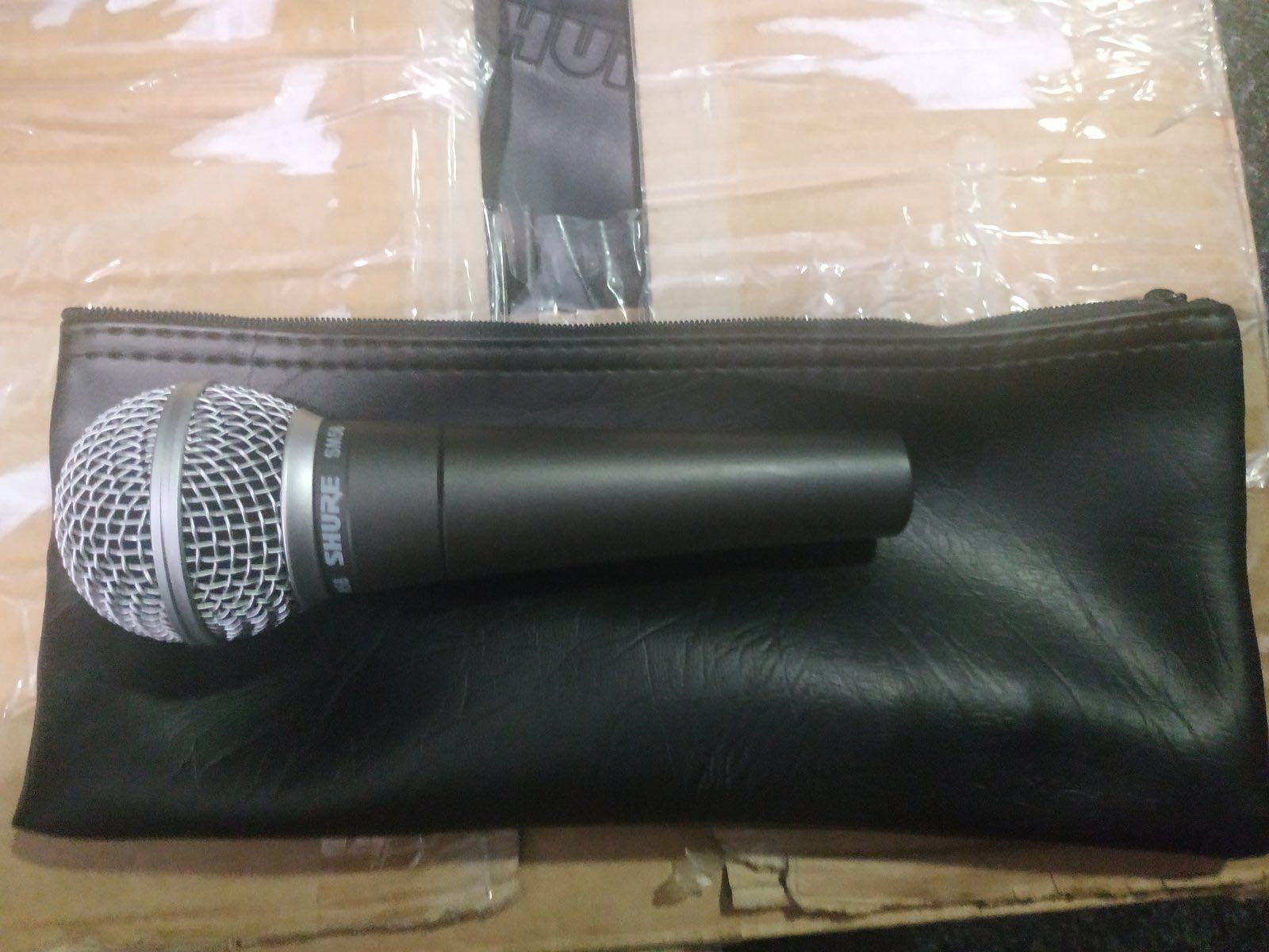 Микрофон Shure SM58