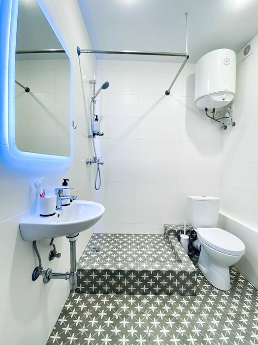 #7502 VIP видовые апартаменты Лебединый г. Харьковская, Позняки-13-555.biz.ua