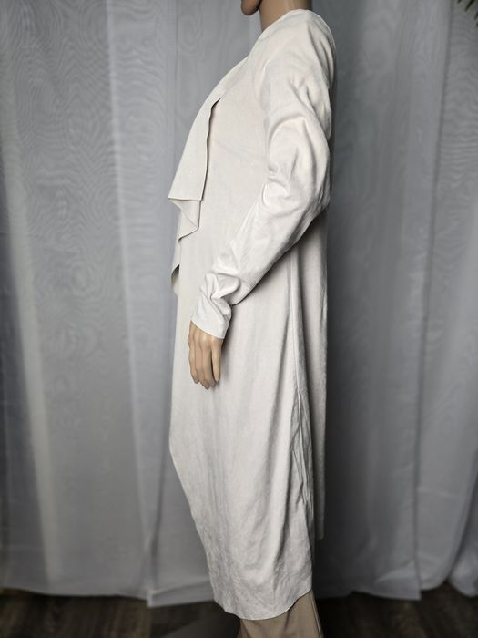 Kardigan Narzutka beżowa latte zamsz zamszowa asymetryczna długa S