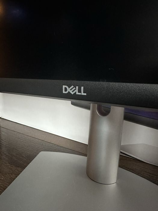 Monitor 27 cali DELL S2721QS