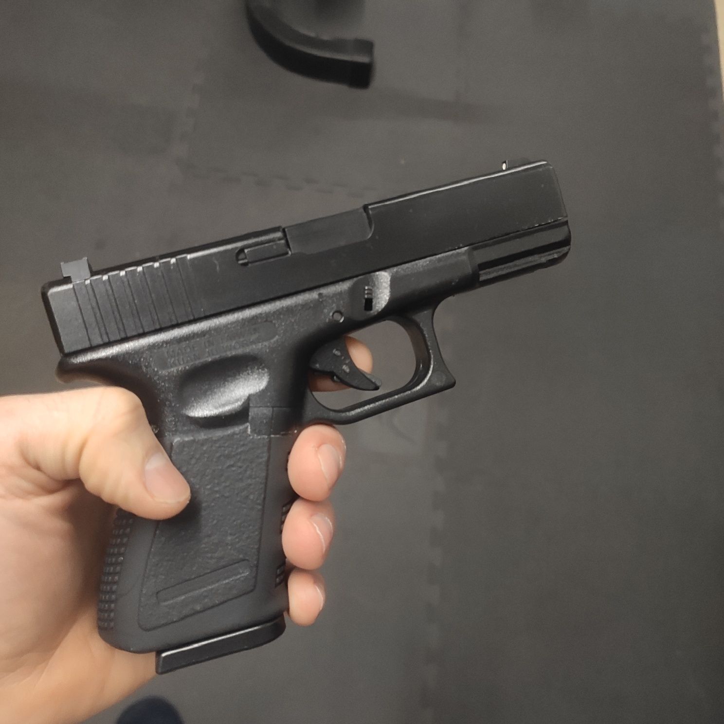 Glock airsoft g23 green gás como nova