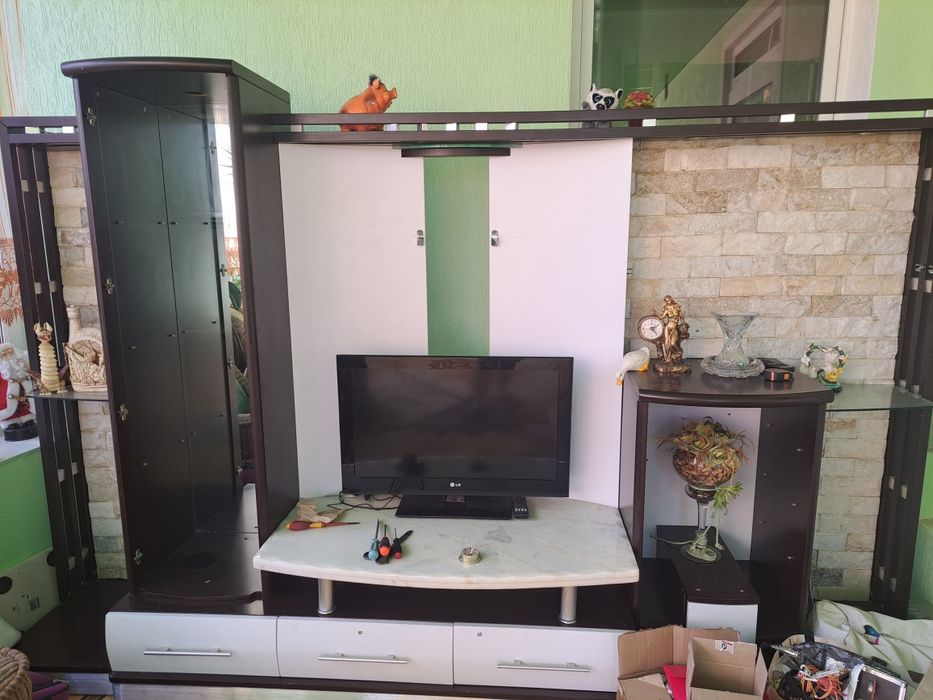 Стенка в гостиную