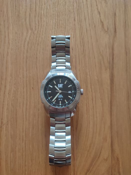 Zegarek męski kwarcowy z datownikiem CAT DP10