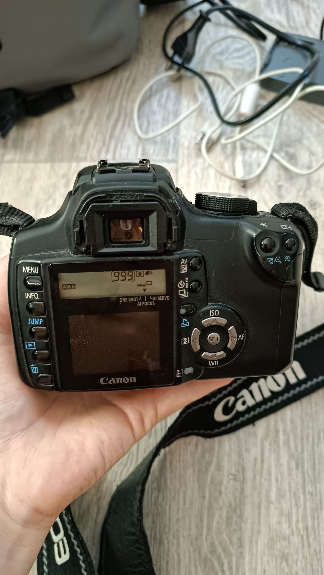 Canon DS126071 EOS 350D Digital , обьектив EFs 18-55 mm, с сумкой