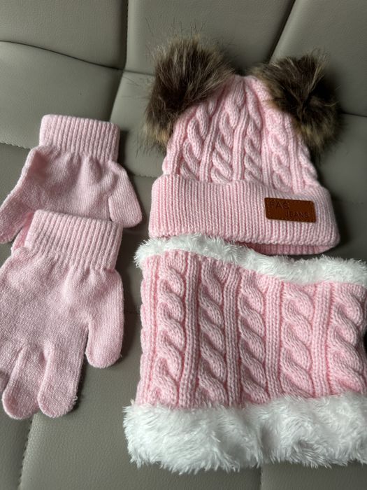 Продам набір шапка