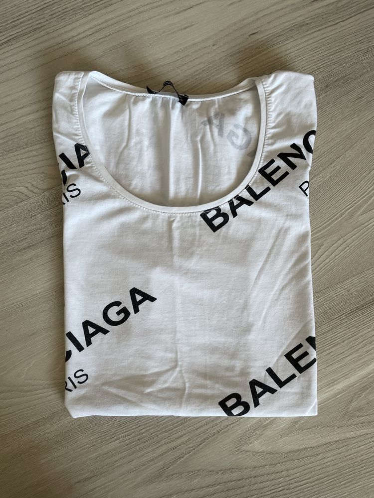 Bialy t-shirt z logo Balenciaga czarny print rozmiar S