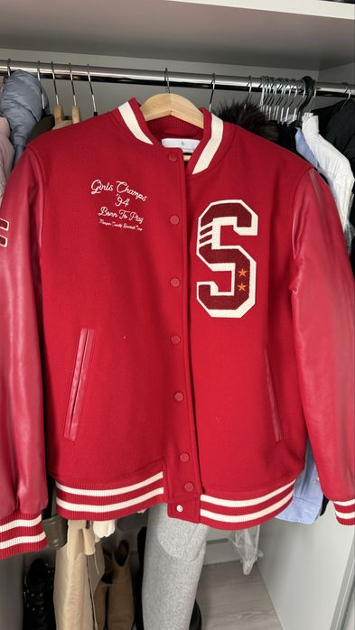 Теплий бомбер на підкладці