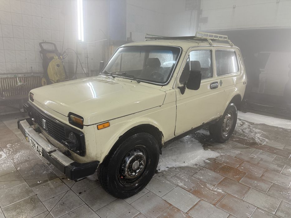 ВАЗ Нива 2121 полный привод