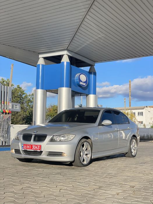 Продається BMW 3 Series (E90)