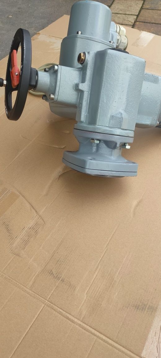 Siłownik napęd elektryczny AUMA SA 07.5-F10