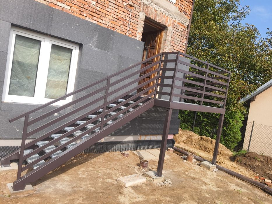 Schody stalowe zewnętrzne