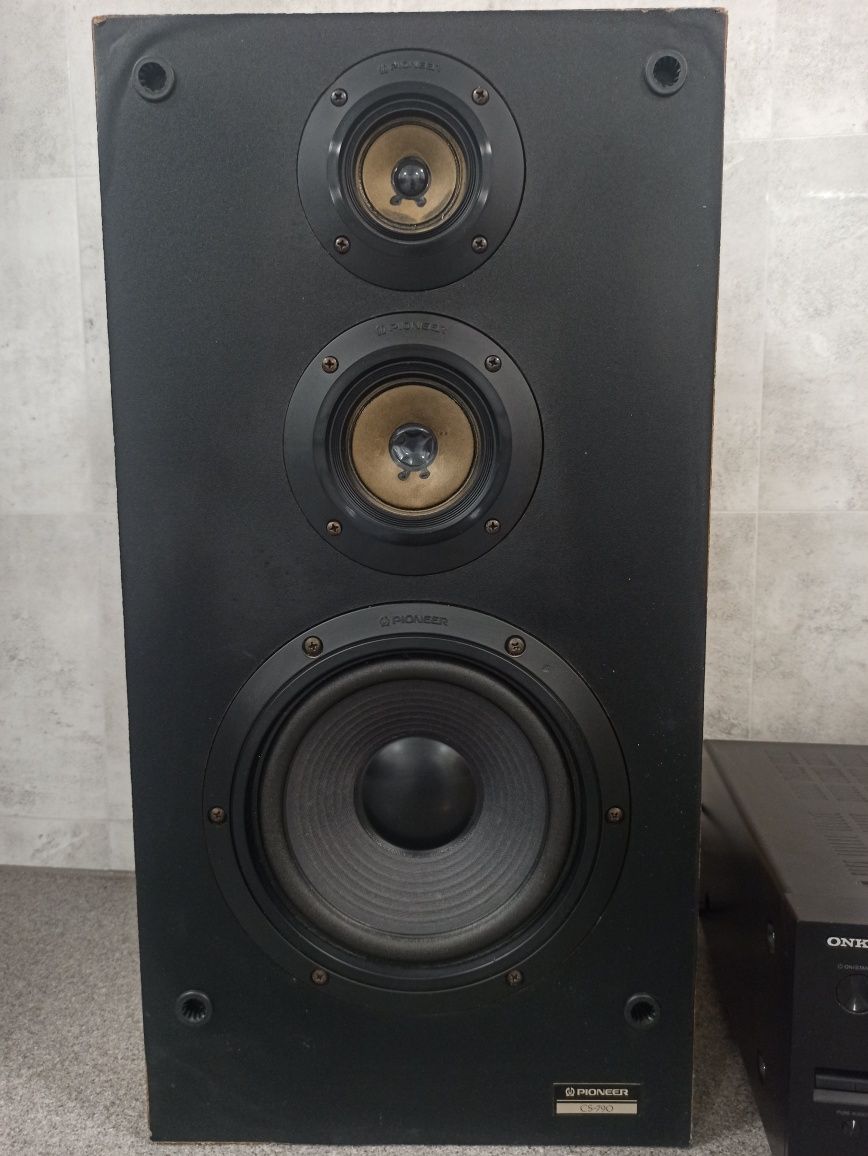 Onkyo TX-NR525 + Pioneer CS-790