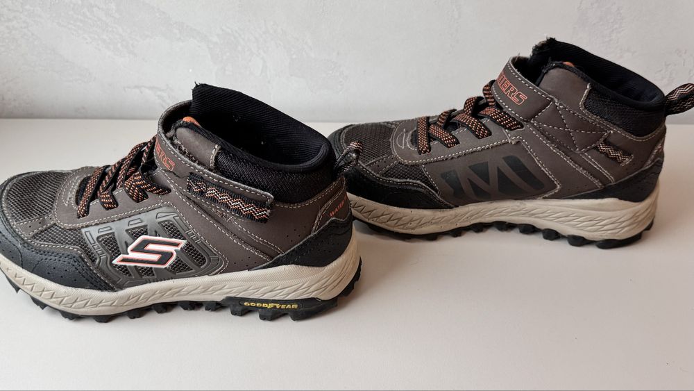 Черевики ботинки для хлопчика демісезонні  32 розмір Skechers 32 р