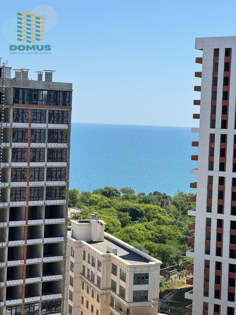 Продам 1 комн в ЖК Атмосфера! Видно море. Сданный дом!