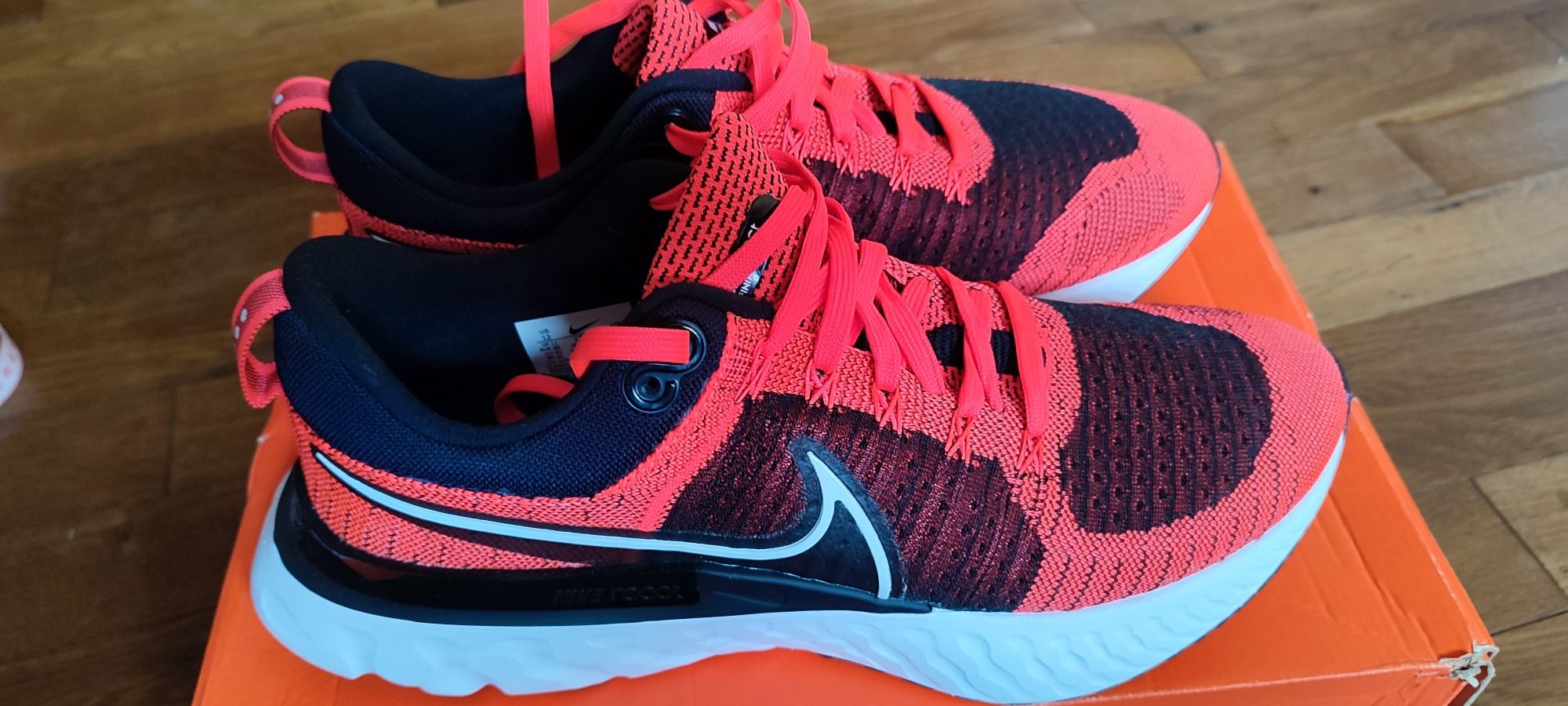 Кросівки  КРОСІВКИ NIKE REACT infinity run FLYKNIT 2